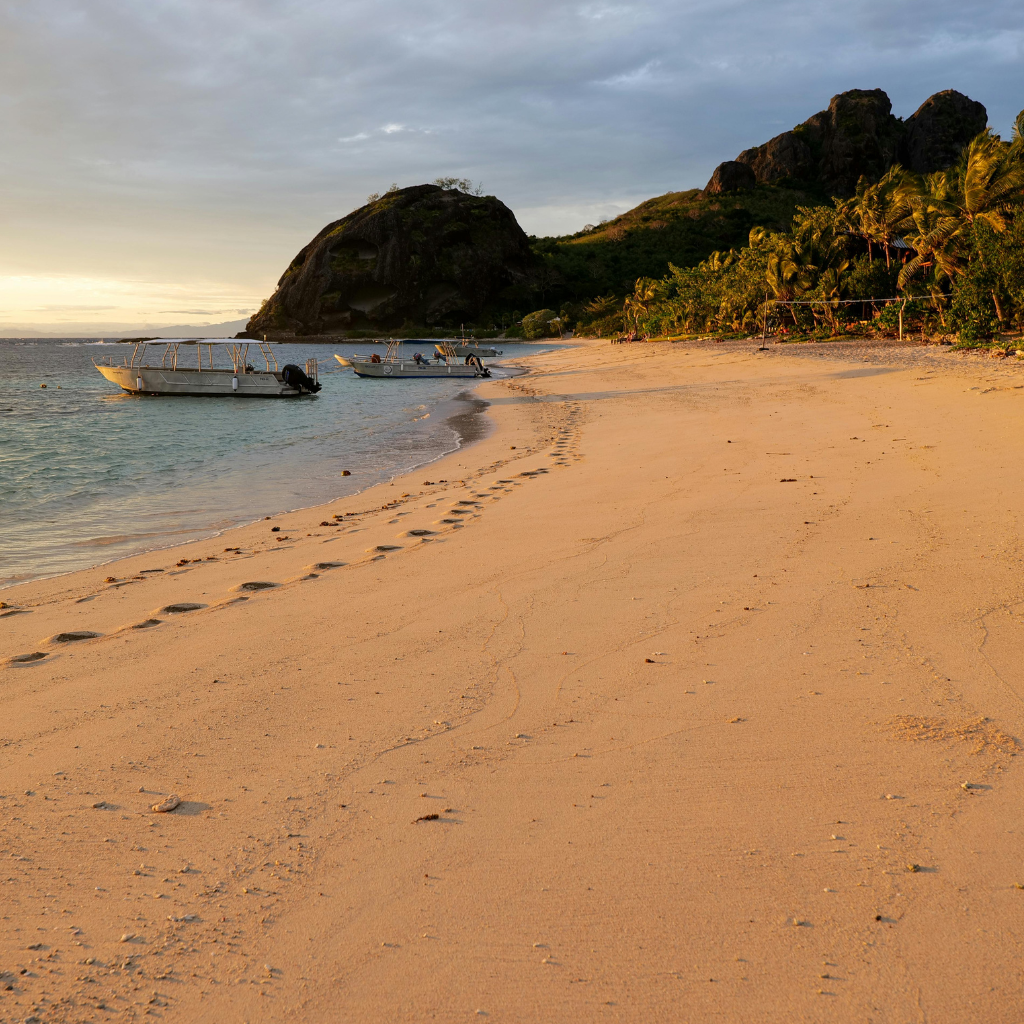 coral coast fiji beach