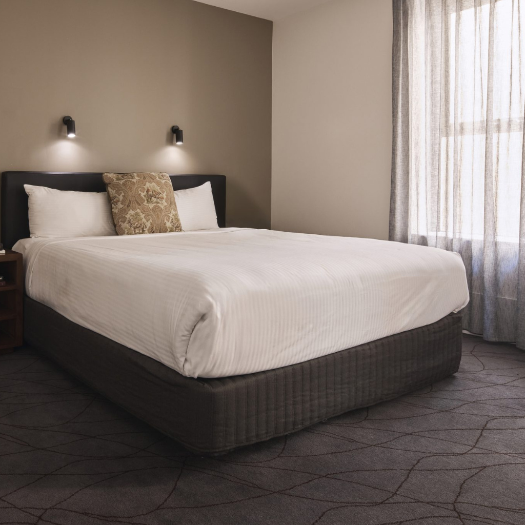 The Victoria Hotel, Melbourne